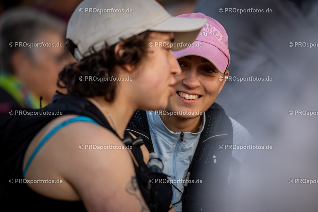 21. ASV Nachtlauf; Koeln, 08.05.24 | Impressionen vom 21. ASV Nachtlauf am 08.05.24 am Tanzbrunnen in Koeln. Foto: BEAUTIFUL SPORTS/Axel Kohring