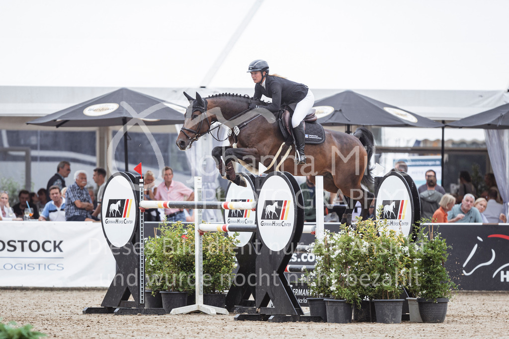 240906_BuCha_GP-603 | Deine schönsten Turniermomente als professionelle Fotos! Entdecke hochwertige Pferdesport-Fotografie im Online-Shop. Jetzt Fotos finden & bestellen!