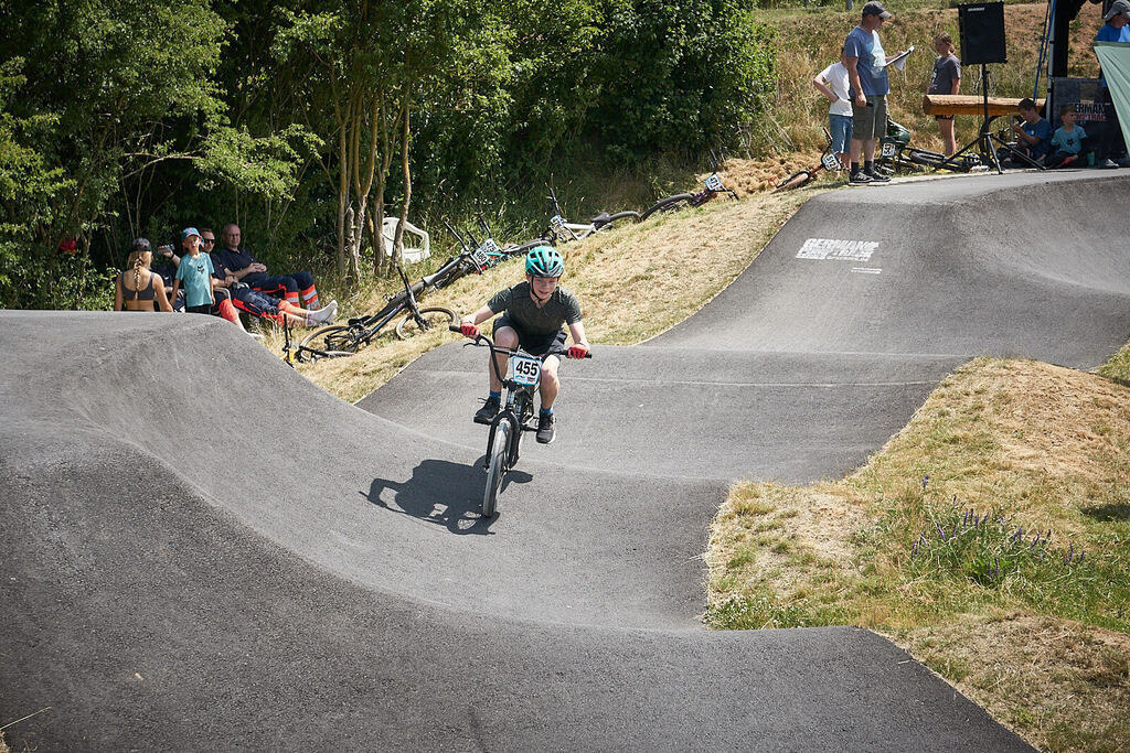 202506251-04 PM25 16@sebastiankopp | German Pumptrack Series - Realisiert mit Pictrs.com