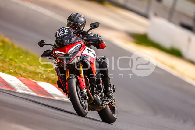 0233-240624_NR-002_233 | Deine Full-Service-Agentur für ✔️Videoproduktionen und ✔️Motorsportfotografie Jetzt Angebot anfragen!