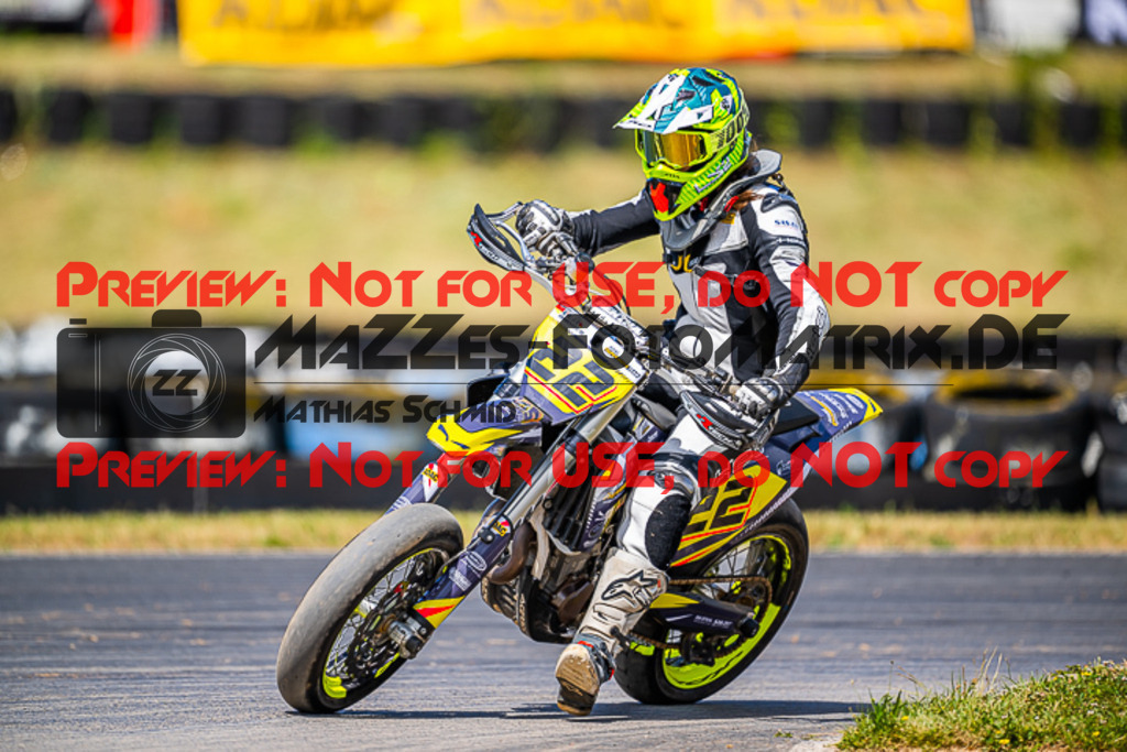 MaZZes_FotoMatrix_220528_9682 | Fotograf Mathias Schmid
Sportfotograf,
Eventfotograf,
Hochzeitsfotograf,
Portraitfotograf