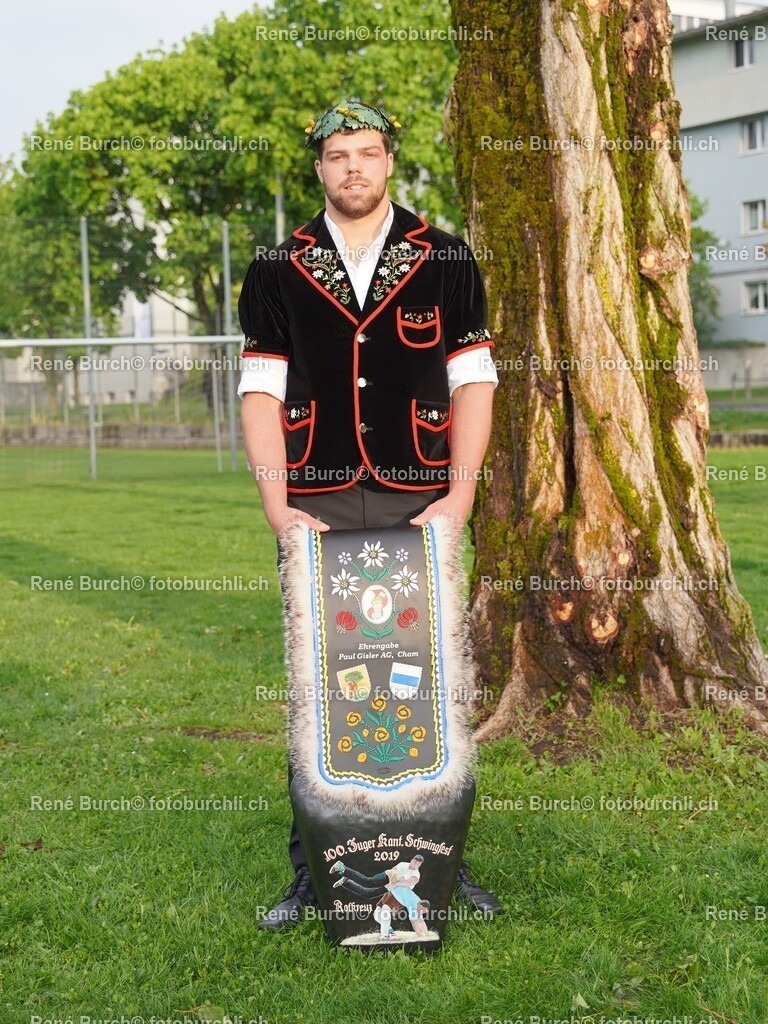 Burch Jonas (6) | René Burch leidenschaftlicher Fotograf aus Kerns in Obwalden.  Hier finden sie Sport, Landschaft und Natur Fotografie.
 - Realisiert mit Pictrs.com
