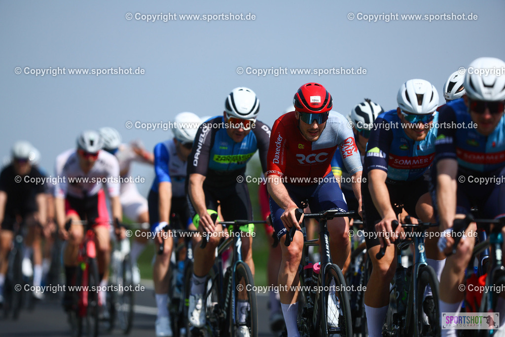 366_TRA55559 | Neusiedlersee Radmarathon 2026@sportshot_your_pictrs #yourpictures#roadtowm2029 #nrm #neusiedlerseeradmarathon #neusiedlersee #neusiedlerseetourismus #burgenland #mörbisch #nrm26 #burgenlandtourismus #voglundco #poweredbyburgenlandtourismus #radsport #rad #marathon #ucigranfondo #visitburgenland #ucigranfondoworldseries