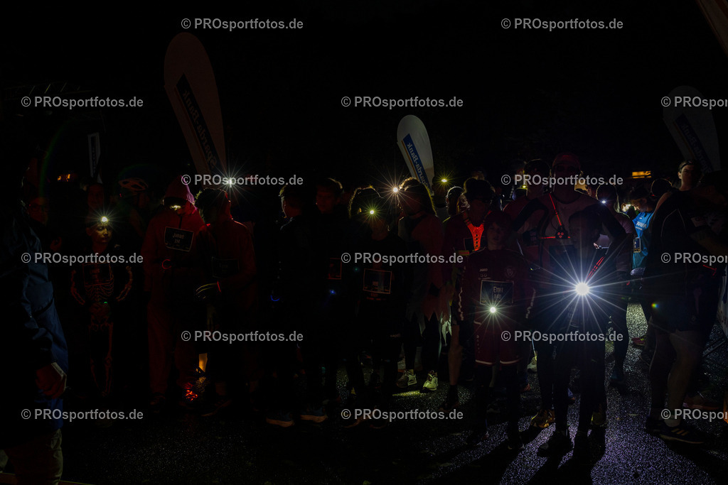 Sparda-Bank Halloween-Run Koeln 2023, 31.10.2023, Forstbotanischer Garten Rodenkirchen, Koeln | Impressionen vom Sparda-Bank Halloween-Run Koeln 2023, 31.10.2023, Forstbotanischer Garten Rodenkirchen, Koeln
