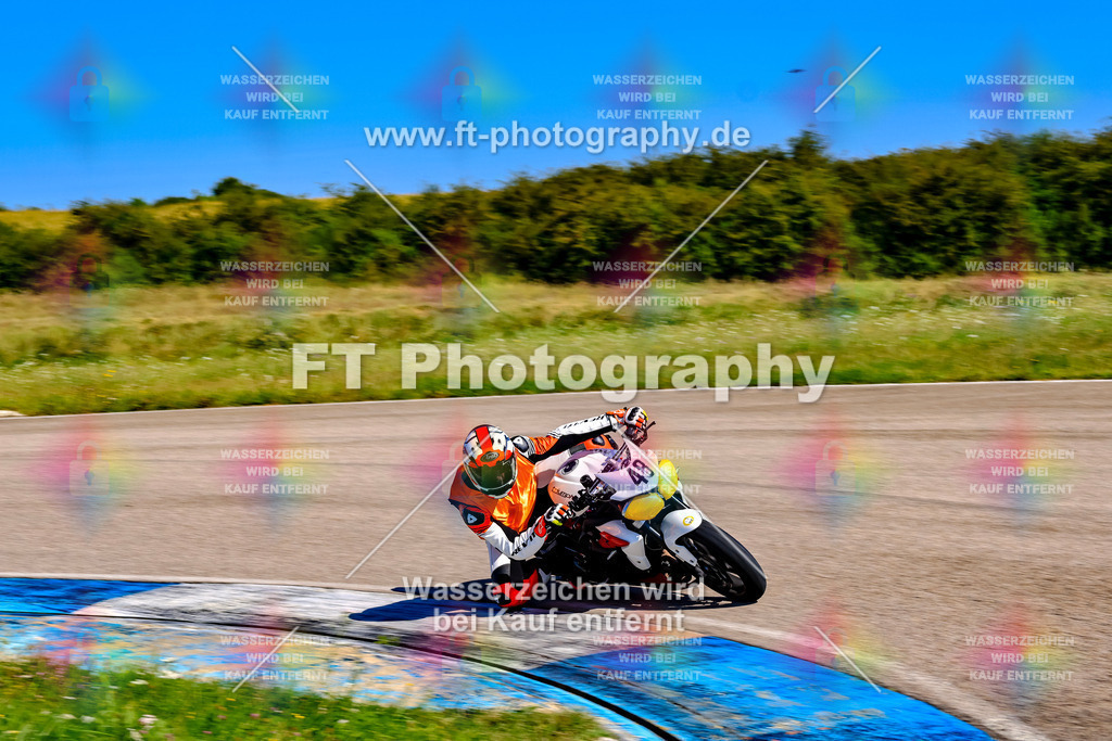 049-2861 | Hier findet Ihr Bilder von Touristenfahrten auf der Nürburgring Nordschleife oder von anderen Veranstaltungen die ich besucht habe. Viel Spass beim Durch Schauen 