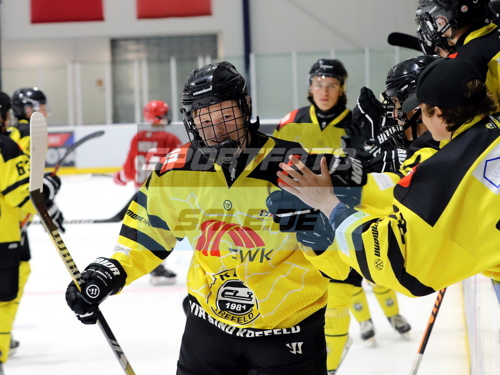 Maximilian Wrede - KEV '81 | Maximilian Wrede - KEV '81 - Realisiert mit Pictrs.com