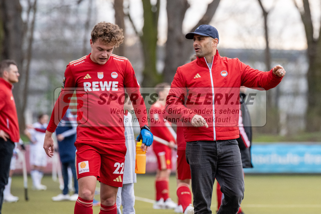 SFE_20240316_0071 | Köln, Deutschland, 16.03.2024:  in Aktion waehrend des Spiels der Feldhockey 1. Bundesliga Herren zwischen Rot-Weiss Köln - Mannheimer HC im KTHC Stadion Rot-Weiss Köln Tennis and Hockey Club am 16.03.2024 in Köln, Deutschland. (Foto von Stephan Fehrmann)

Köln, Germany, 16.03.2024:  in action during the game of Feldhockey 1. Bundesliga Herren between Rot-Weiss Köln - Mannheimer HC in KTHC Stadion Rot-Weiss Köln Tennis and Hockey Club at 16.03.2024 in Köln, Deutschland. (Foto von Stephan Fehrmann)