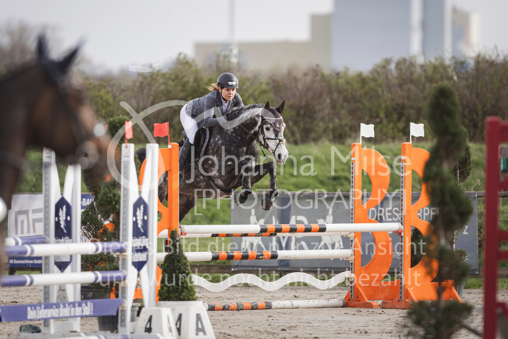 240330_Fruehlingsfest_Amateur-SprPf-A-212 | Deine schönsten Turniermomente als professionelle Fotos! Entdecke hochwertige Pferdesport-Fotografie im Online-Shop. Jetzt Fotos finden & bestellen!