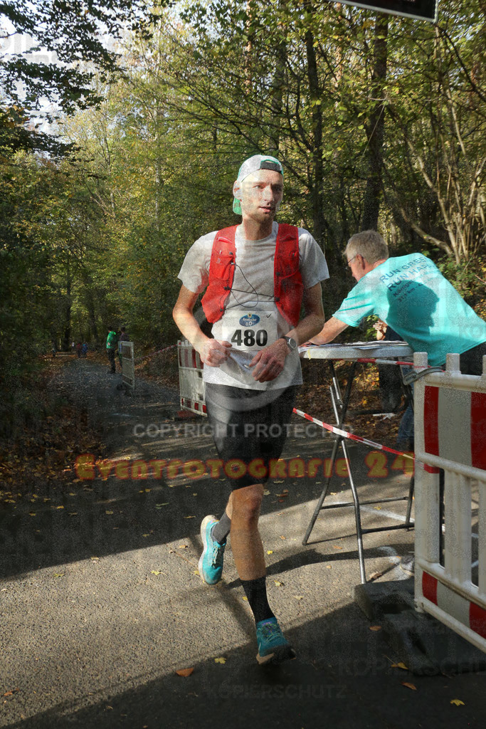 221030_1221_EX1_6270 | Sportfotografie im Rhein-Sieg Kreis, Köln, Bonn, NRW, Rheinland Pfalz, Hessen, etc. Unser Tätigkeitsfeld umfasst den Laufsport vom Volkslauf über den Marathon, Duathlon, Triathon bis zum Ultralauf wie Kölnpfad Ultra oder Schindertrail.