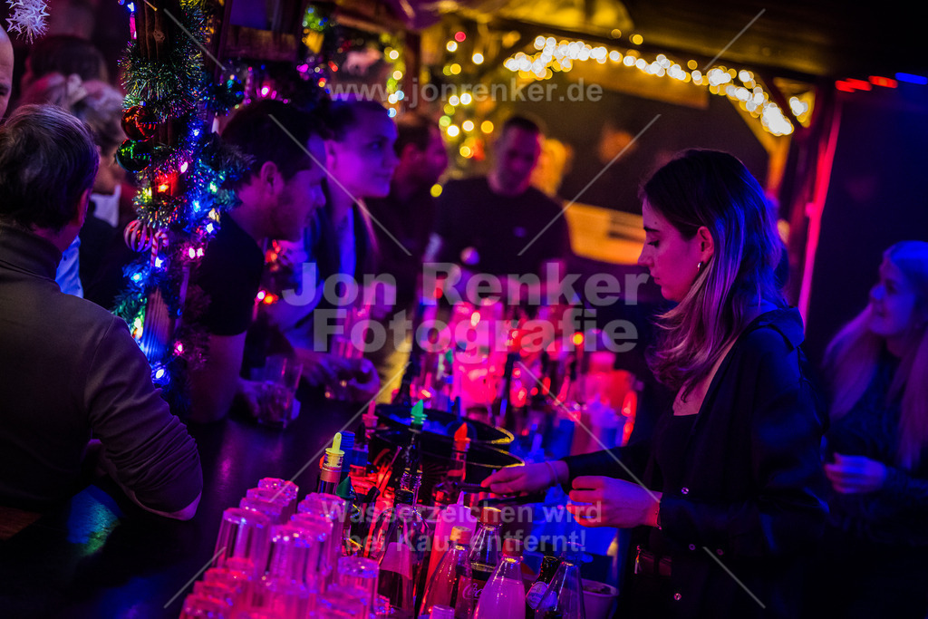 26-11-2024-RUDOLPHS-SCHLITTENBAR-LEIPZIG-LEIPZIG-COPYRIGHT-JON-RENKER-BILD-0045 | Erleben Sie unvergessliche Momente mit unserem professionellen Eventfotografen. Wir fangen Emotionen und Höhepunkte Ihrer Veranstaltung ein – von Festivals über Firmenfeiern bis zu Jubiläen. Vertrauen Sie auf kreative Perspektiven und hochwertige Bilder.  - Realisiert mit Pictrs.com