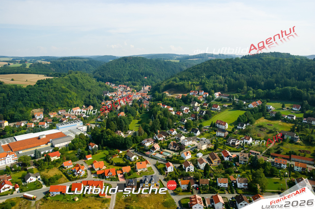 Die Luftaufnahme der Stadt Wirsberg wurde vom UL-Flugzeug heraus erstellt ( keine Drohne )- hohe Auflösung für beste Qualität