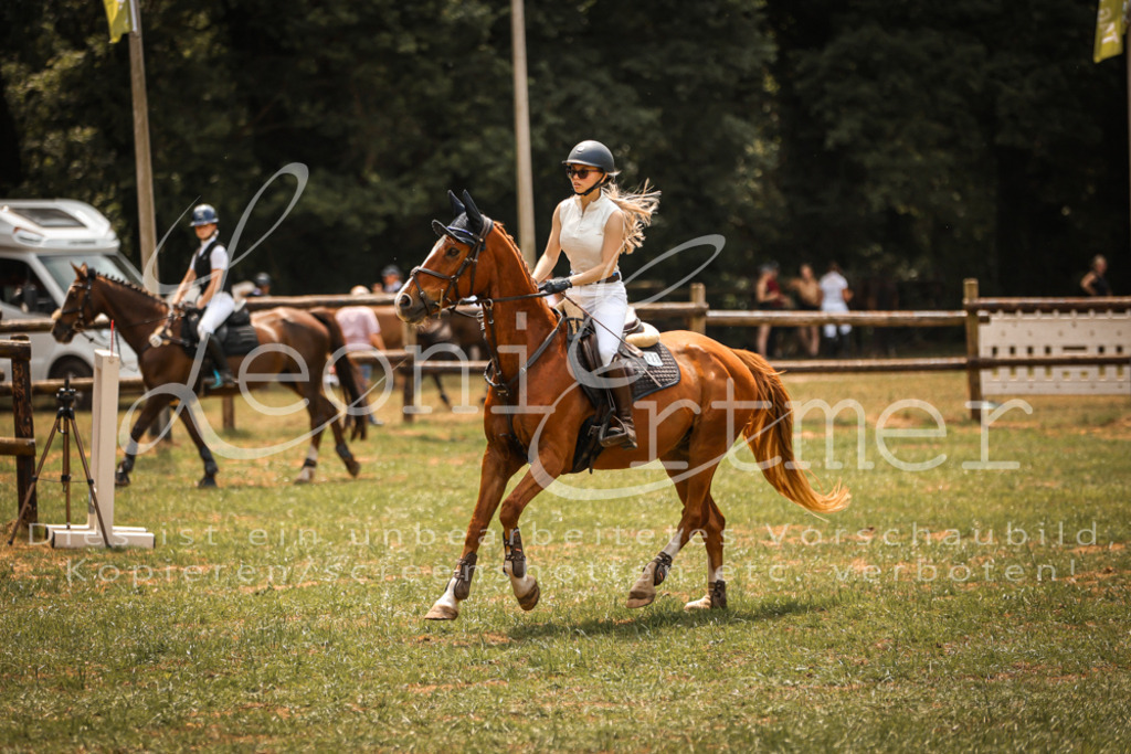 15.SaStE00343 | Leoni Ertmer Photography - Realisiert mit Pictrs.com