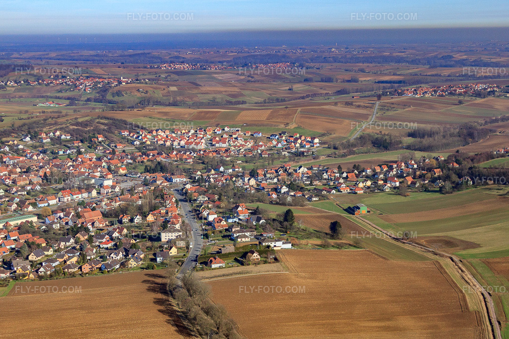 Aerial view: Rue de Strasbourg in Soultz-sous-Forêts in the state Bas-Rhin, France.Photo: IMG_37443.jpg taken on 02/07/2011 by Werner Riehm/FLY-FOTO.comResolution of the original: 4636 x 3091 px