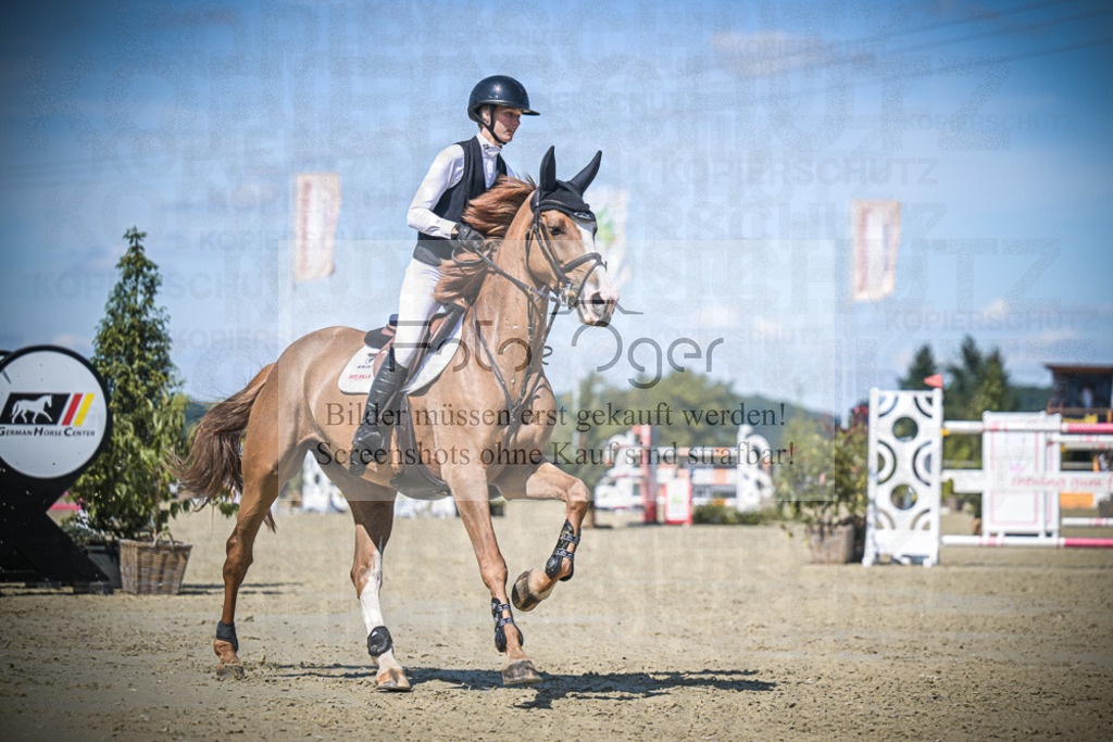 DOS_3962 | Entdecke hochwertige Reitturnierfotos von Foto Oger. Professionell, emotional und authentisch – jetzt Lieblingsmomente im Shop bestellen.Deutschlandweite Turnierfotografie. - Realisiert mit Pictrs.com