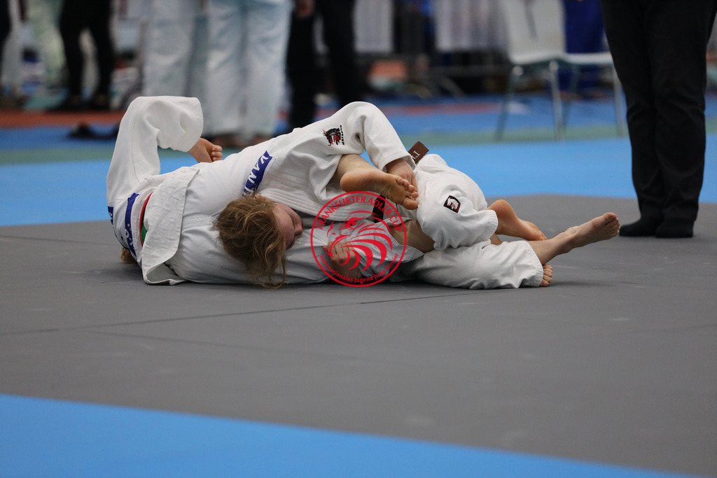 143-IMG_9349 | Fotos vom Adler Cup - Pictures from Adler Cup

Hier findet Ihr alle Eindrücke und großen Momente der Adler Cup Wochenenden. Here you will find all impressions and great moments of the Adler Cup weekends. - Realisiert mit Pictrs.com