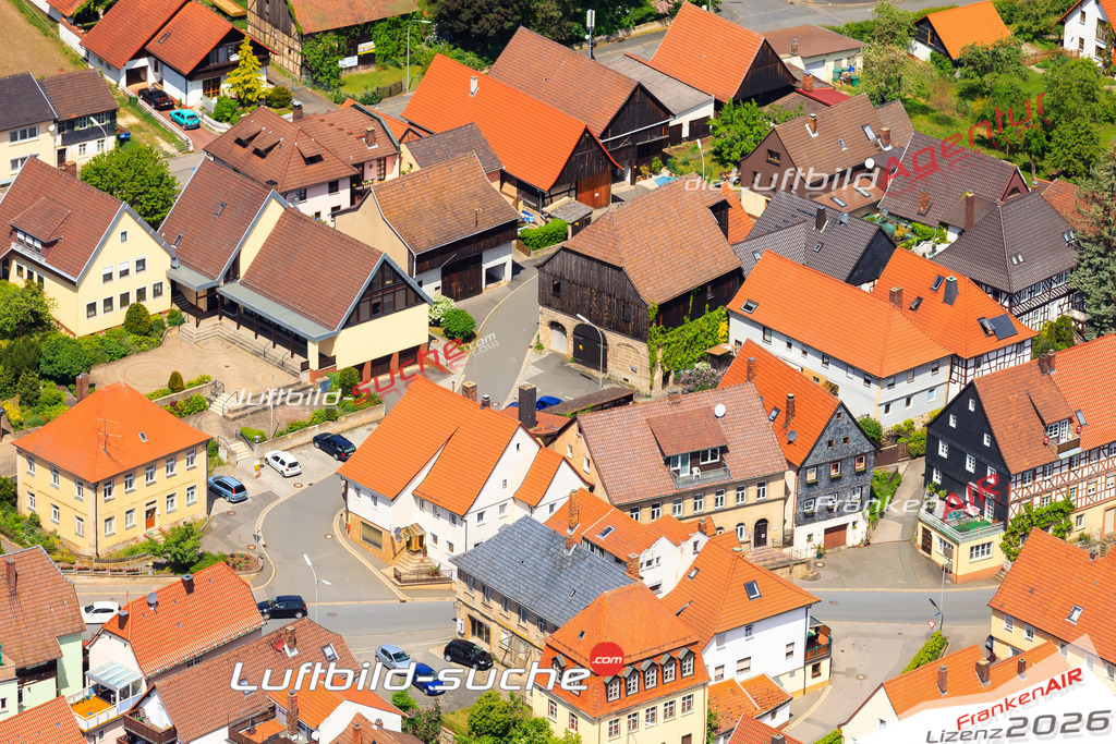 Die Luftaufnahme der Stadt Marktzeuln wurde vom UL-Flugzeug heraus erstellt ( keine Drohne )- hohe Auflösung für beste Qualität