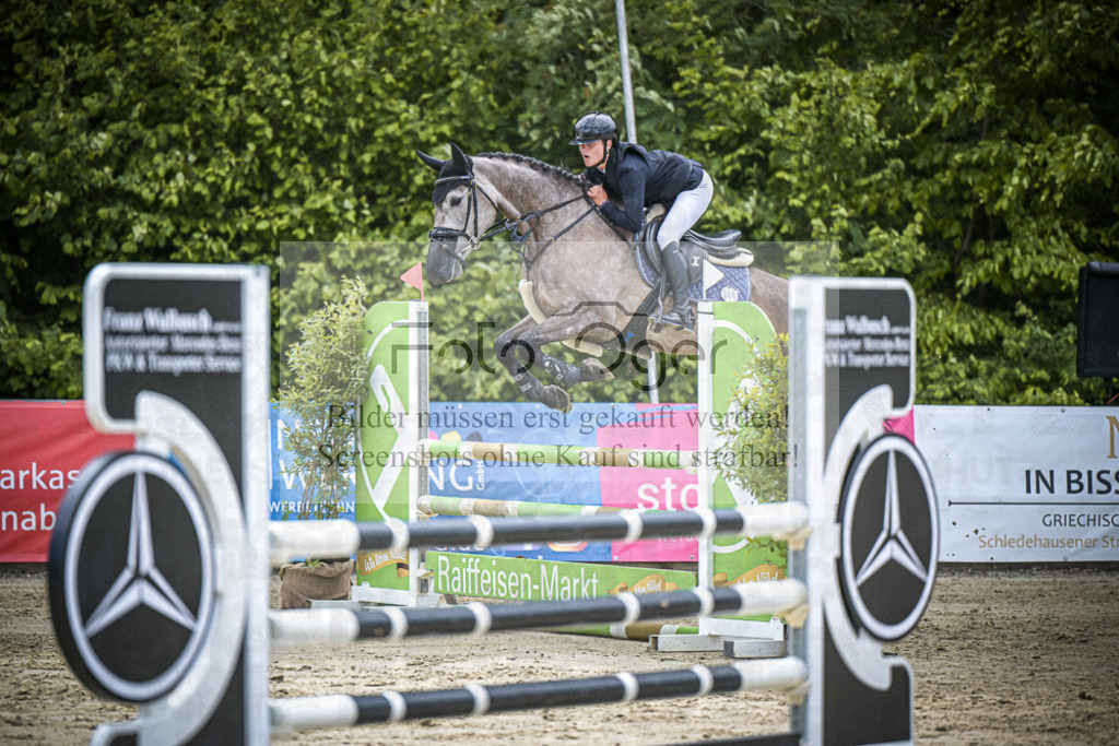 DOS_4794 | Entdecke hochwertige Reitturnierfotos von Foto Oger. Professionell, emotional und authentisch – jetzt Lieblingsmomente im Shop bestellen.Deutschlandweite Turnierfotografie. - Realisiert mit Pictrs.com
