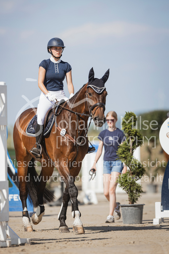 240628_LüPfSpTa_A2-Stil-200 | Deine schönsten Turniermomente als professionelle Fotos! Entdecke hochwertige Pferdesport-Fotografie im Online-Shop. Jetzt Fotos finden & bestellen!