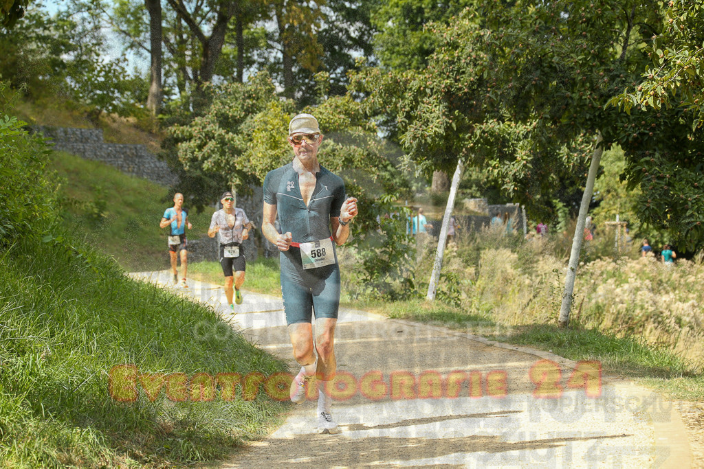 250824_1413_EX1_5426 | Sportfotografie im Rhein-Sieg Kreis, Köln, Bonn, NRW, Rheinland Pfalz, Hessen, etc. Unser Tätigkeitsfeld umfasst den Laufsport vom Volkslauf über den Marathon, Duathlon, Triathon bis zum Ultralauf wie Kölnpfad Ultra oder Schindertrail.