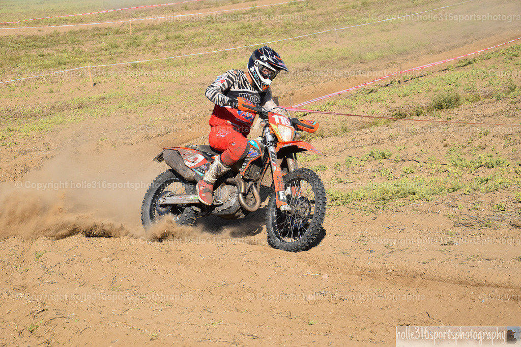 DSC_0545 | Sportfotografie , Motorsport, Motoross, Reitsport, Mointainbike, Enduro,
Landschaft , Outdoor, Eventfotografie, Landschaft, Bilder online bestellen - Realisiert mit Pictrs.com