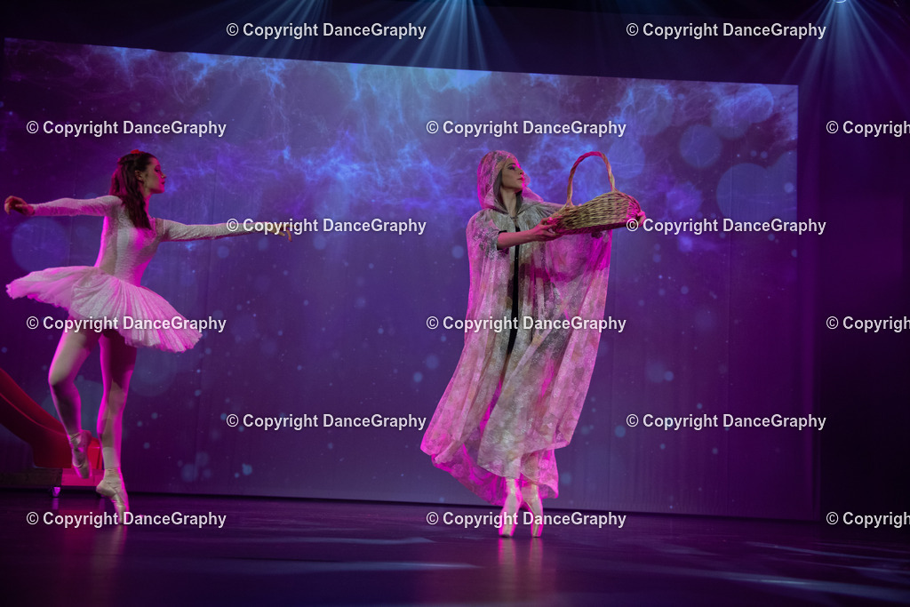 GPHY3299 | DanceGraphy - Realisiert mit Pictrs.com