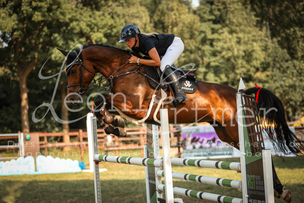 14.FrPfL00031 | Leoni Ertmer Photography - Realisiert mit Pictrs.com