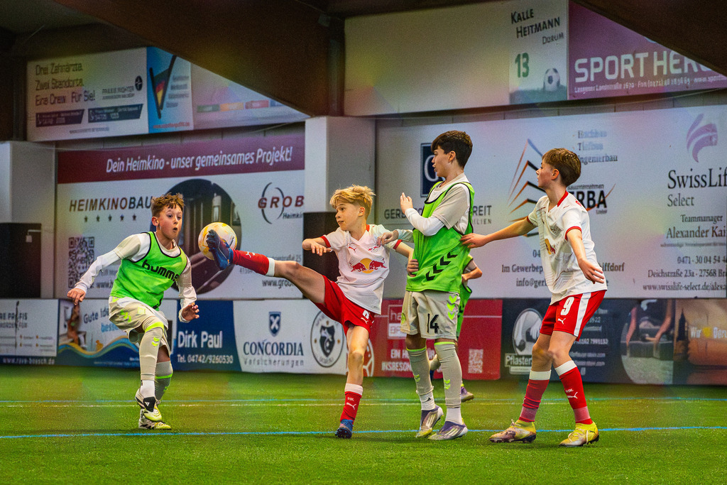 _BLR8668 | Professionelle Fußball- und Sportfotografie. Spielbilder online ansehen und kaufen – Einzelbilder oder komplette Galerien in hoher Qualität. - Realisiert mit Pictrs.com