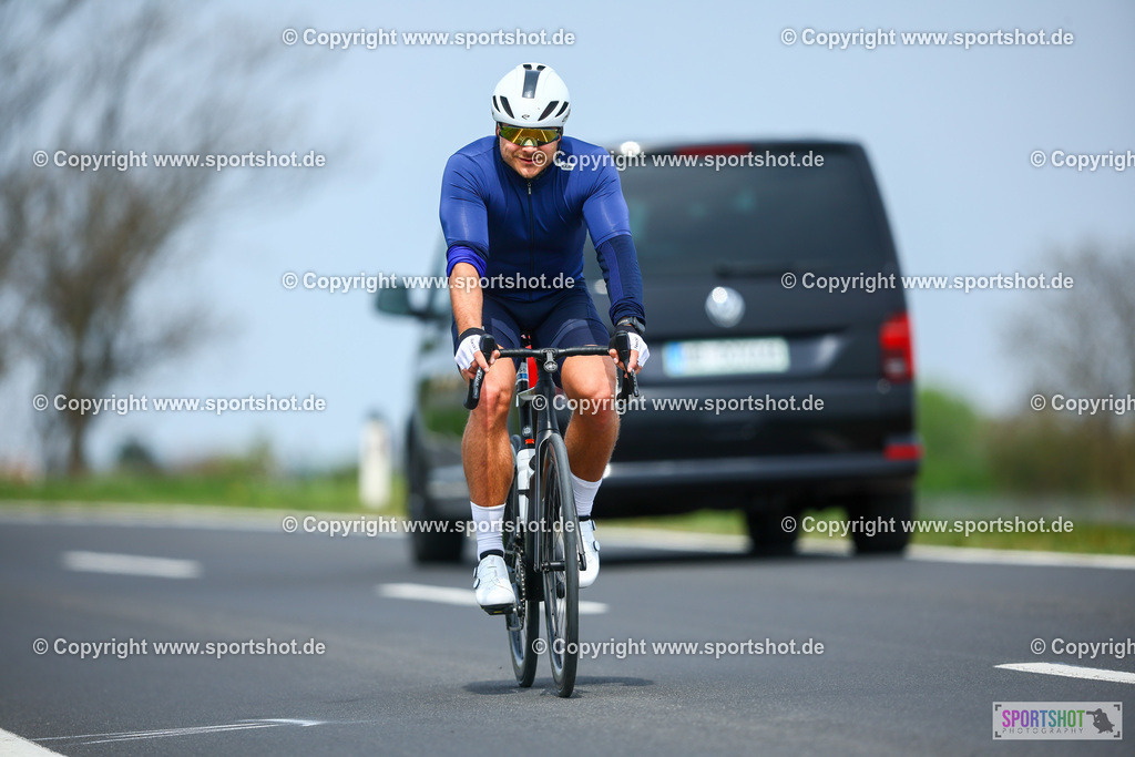676_TRA56824 | Neusiedlersee Radmarathon 2026@sportshot_your_pictrs #yourpictures#roadtowm2029 #nrm #neusiedlerseeradmarathon #neusiedlersee #neusiedlerseetourismus #burgenland #mörbisch #nrm26 #burgenlandtourismus #voglundco #poweredbyburgenlandtourismus #radsport #rad #marathon #ucigranfondo #visitburgenland #ucigranfondoworldseries
