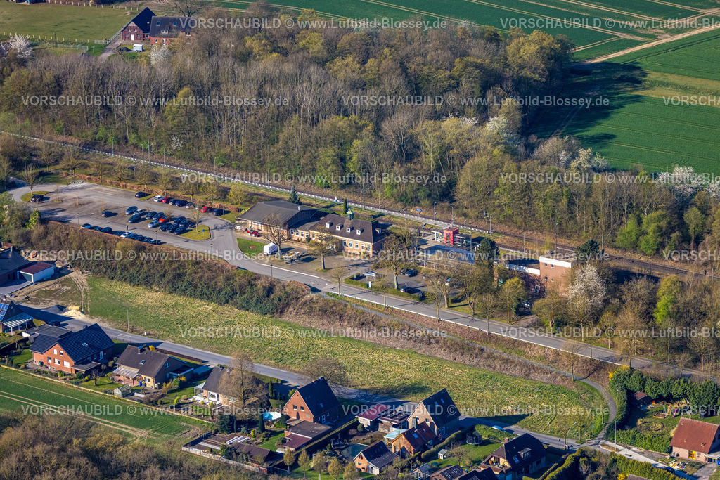 Ascheberg250400460 | Luftbild,Bahnhof Aschberg, Deutsche Bundesbahn, Haltepunkt, alter Bahnhof , Ascheberg, Münsterland, Nordrhein-Westfalen, Deutschland,