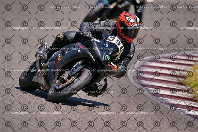 26bt05-1269 | markuskiefer.com - Realisiert mit Pictrs.com