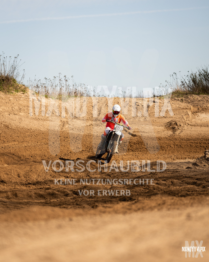 866A2374 | mxndyyvipix