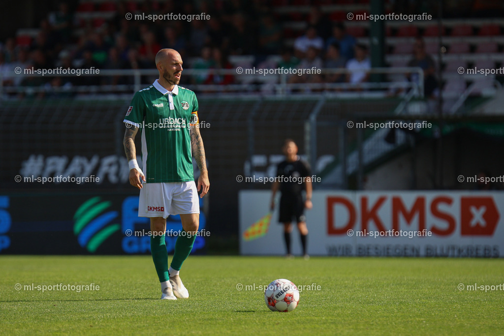 Fußball I Herren I Saison 2025/2026 I Regionalliga Nord I 10. Spieltag I VfB Lübeck - FSV Schöningen | ml-sportfotografie - Realisiert mit Pictrs.com