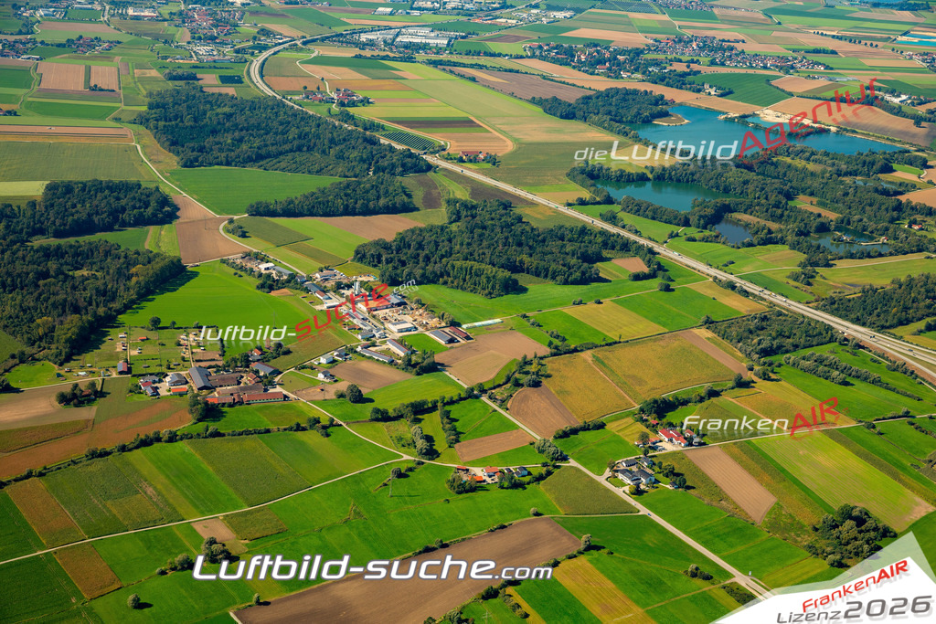 Das Luftbild zeigt : Fischerdorf Deggendorf - Die Luftaufnahme wurde 2023 vom UL-Flugzeug aus erstellt ( keine Drohne ) - Hochauflösende Luftaufnahme - Für grossformatige Ausdrucke geeignet. Die Geschenkidee !Mit Lizenz und Bildrechte bestellbar