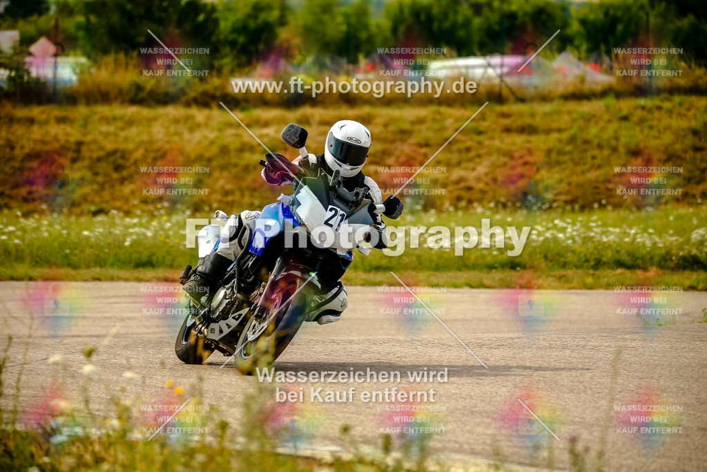 Chambley Juli-0701 | Hier findet Ihr Bilder von Touristenfahrten auf der Nürburgring Nordschleife oder von anderen Veranstaltungen die ich besucht habe. Viel Spass beim Durch Schauen 