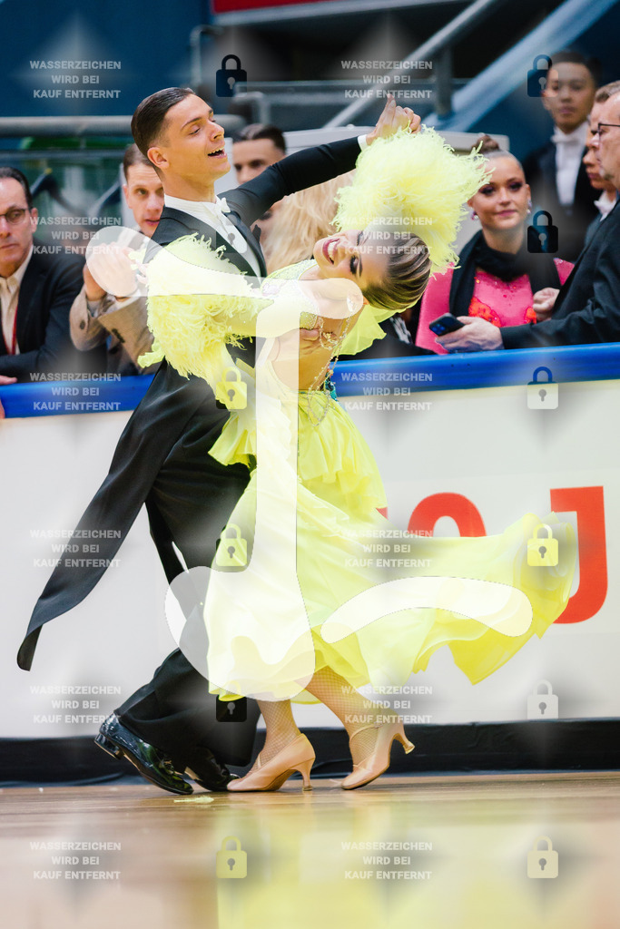 Hessen Tanzt WDSF International Open Standard 5th (86) Vladyslav Tsykhanovskyi _ Veronika Tsikhanovska (Schwarz-Weiß-Club Pforzheim)-2025-05-17-8825 | Webshop for digital downloads and prints of dance sport, event & show photographer Julian Link - Realisiert mit Pictrs.com