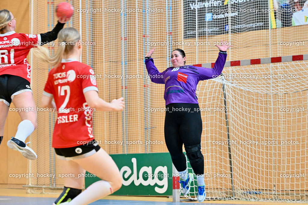 SC Ferlach vs. WAT Atzgersdorf | #81 BOHNEN Alina WAT Atzgersdorf, #16 Segota Helena SC Ferlach Damen, SC Ferlach vs. WAT Atzgersdorf, SC Ferlach vs. WAT Atzgersdorf am 12.05.2024 in Ferlach (Ballspielhalle Ferlach), Austria, (Photo by Bernd Stefan)