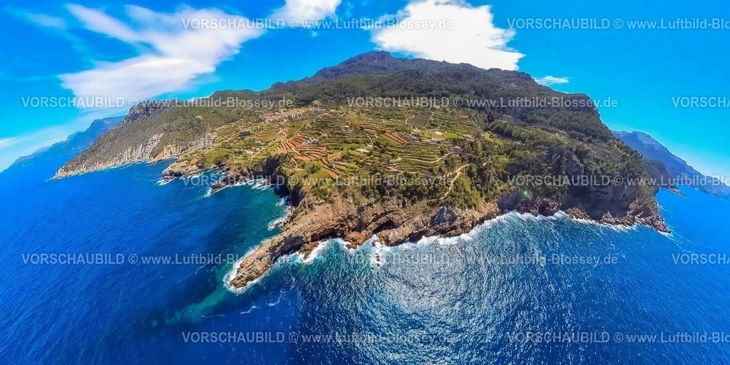 Mallorca230400040Insta001Banyalufar | Luftbild, Cala Banyalbufar, terrassenförmige Landschaft, Erdkugel, Fisheye Aufnahme, Fischaugen Aufnahme, 360 Grad Aufnahme, Banyalbufar, Balearen, Mallorca, Balearische Inseln, Spanien