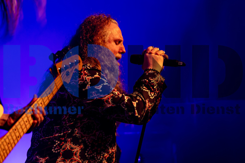 SES_NURDIO20250102-79 | bond - Realisiert mit Pictrs.com