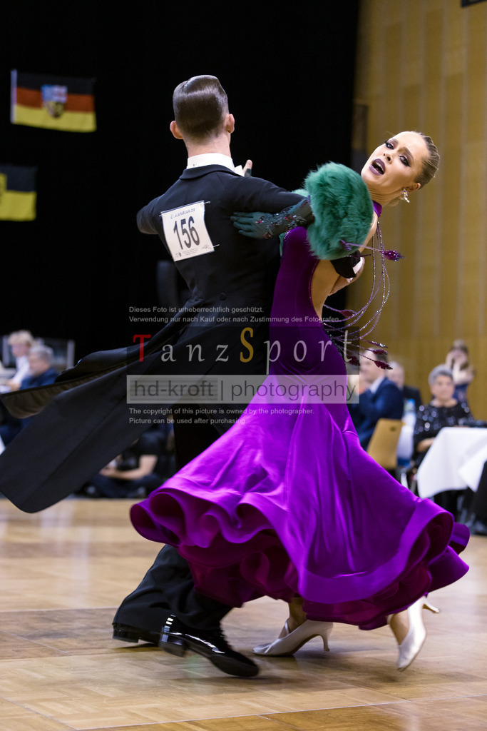 20241102_DM_HGR_Std_15950 | Tanzsportbilder, Standardtanz, Lateintanz, WDSF, DTV, LTVB, dancecomp, goc, hessen tanzt, blaues band der spree, walzer, tango, wiener walzer, slowfox, quickstepp, samba, rumba, cha-cha-cha, paso doble. jive, hd-kroft photography, turniertanzsport