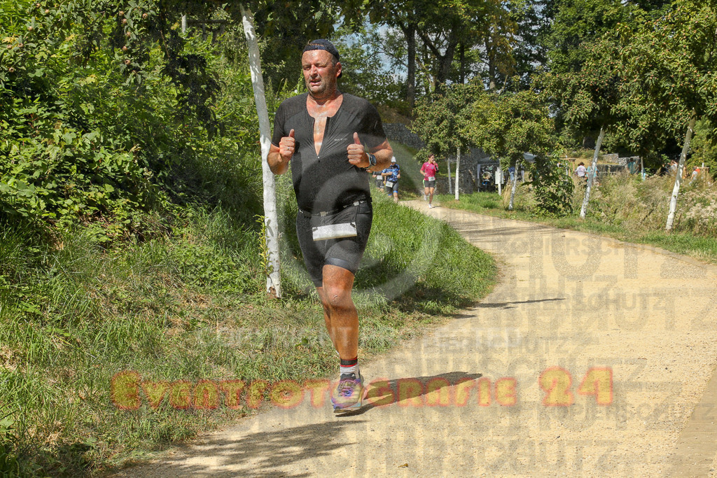 250824_1249_EX1_0701 | Sportfotografie im Rhein-Sieg Kreis, Köln, Bonn, NRW, Rheinland Pfalz, Hessen, etc. Unser Tätigkeitsfeld umfasst den Laufsport vom Volkslauf über den Marathon, Duathlon, Triathon bis zum Ultralauf wie Kölnpfad Ultra oder Schindertrail.