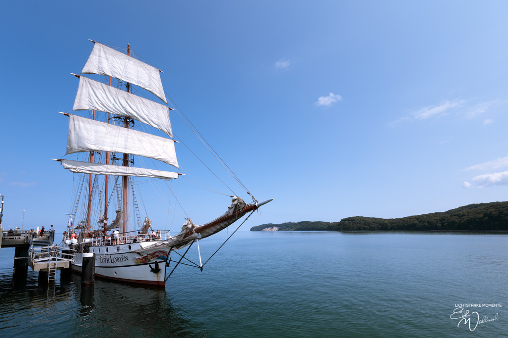 20210723 135144 RUEGEN _047-1_1 | Herzlich willkommen auf meiner Seite! Ich bin Elke Wallnisch, Deine Fotografin für lichtstarke Momente. Der Name steht für alles, was mich mit der Fotografie verbindet: Das Licht und seine machtvolle Wirkung auf eine Situation oder unsere Stimmung - Realisiert mit Pictrs.com