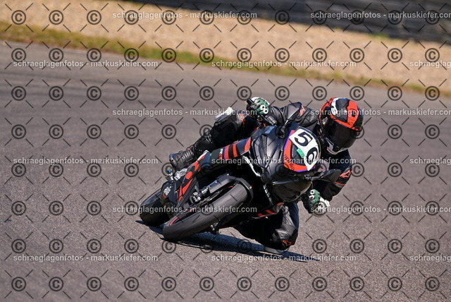 26bt05-1183 | markuskiefer.com - Realisiert mit Pictrs.com