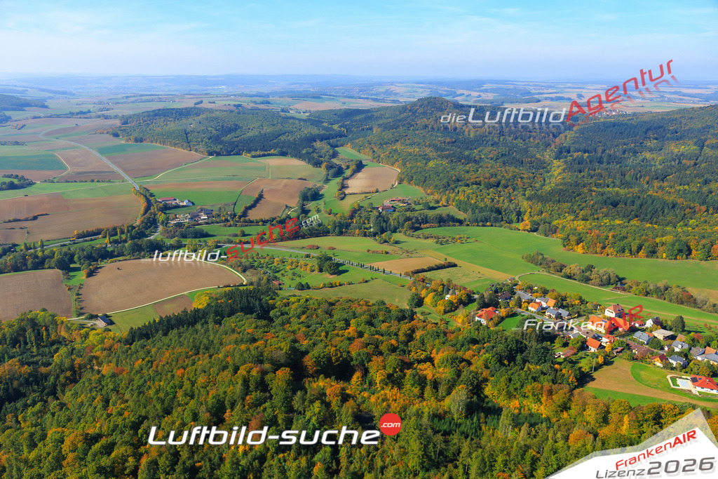 Die Luftaufnahme Neubanz - Bad Staffelstein wurde vom UL-Flugzeug (keine Drohne) aus fotografiert.Hohe Druck- Auflösung-die Geschenkidee!