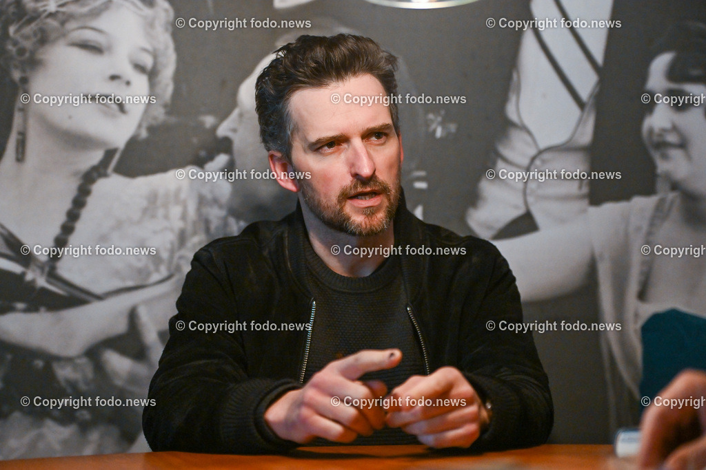 Reinhard Kaiser-Mühlecker_ Schriftsteller_ 20.02.2023-8 | 20.02.2023, Linz, AUT, Reinhard Kaiser-Muehlecker, im Bild Reinhard Kaiser-Muehlecker (Schriftsteller)