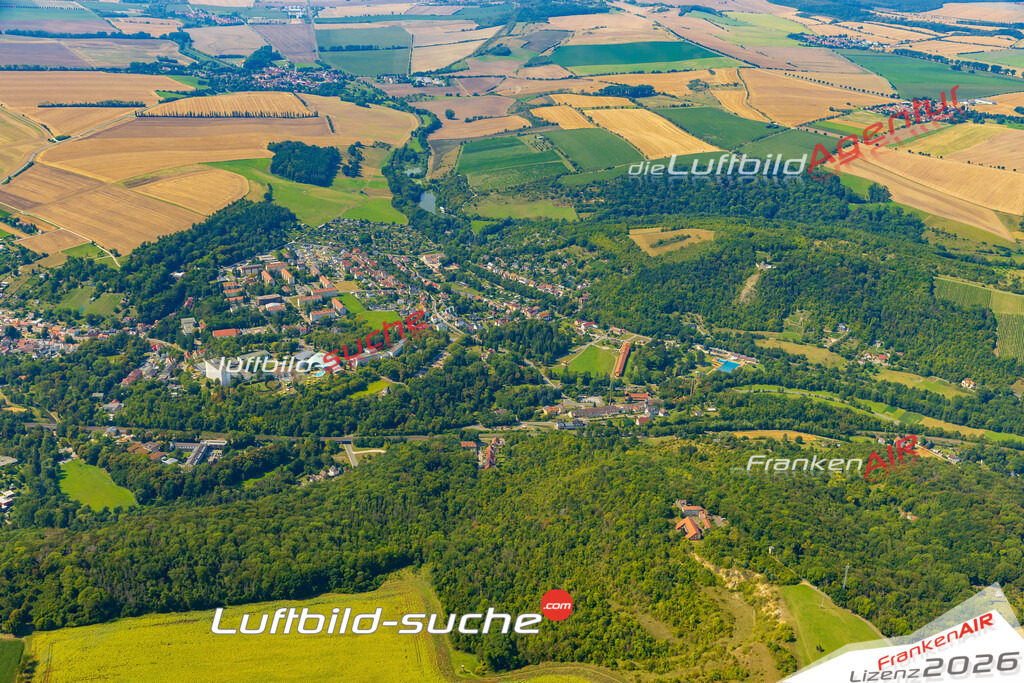 Stadt Bad Sulza von Oben- Die Luftaufnahme wurde 2025 vom UL-Flugzeug heraus erstellt ( keine Drohnenaufnahme ) - Hochauflösende Luftaufnahme - für Wandbilder und großformatige Ausdrucke geeignet. Das besondere Geschenk!Hier alle&nbsp;Infos zur Lizenzierung der LuftaufnahmeWir fliegen auch dieses Jahr wieder in Ihre Region um Luftbilder zu erstellen.- Luftbild anfragen