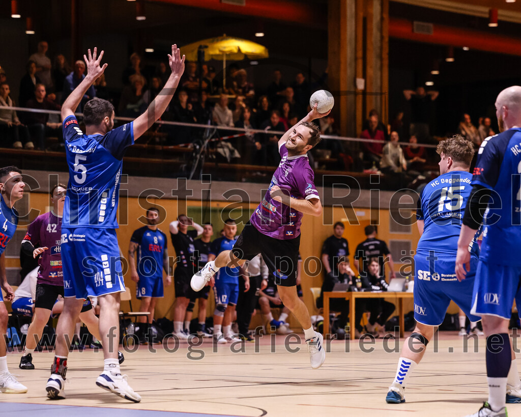 2024-11-09_047_SpVgg_Altenerding_II_gegen_HC_Deggendorf | Erding, Deutschland, 09.11.2024:Handball, Bezirksliga Männer Ost 2024 / 2025, 4. Spieltag, SpVgg Altenerding II gegen HC Deggendorf, Endergebnis: 25:24Foto: Christian Riedel / fotografie-riedel.net