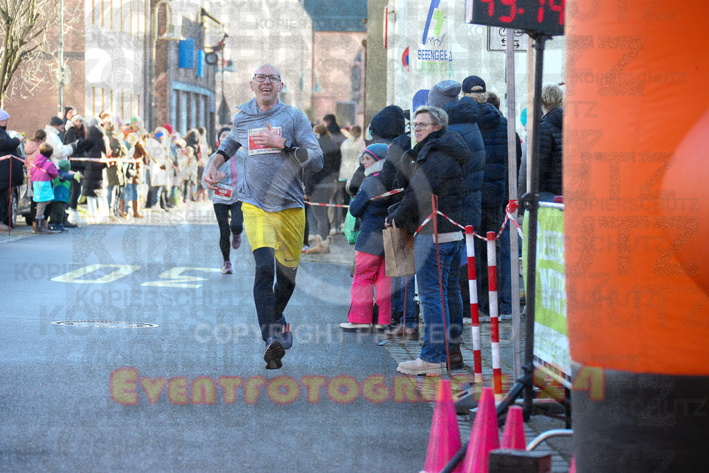 241201_1225_EX1_2051 | Sportfotografie im Rhein-Sieg Kreis, Köln, Bonn, NRW, Rheinland Pfalz, Hessen, etc. Unser Tätigkeitsfeld umfasst den Laufsport vom Volkslauf über den Marathon, Duathlon, Triathon bis zum Ultralauf wie Kölnpfad Ultra oder Schindertrail.