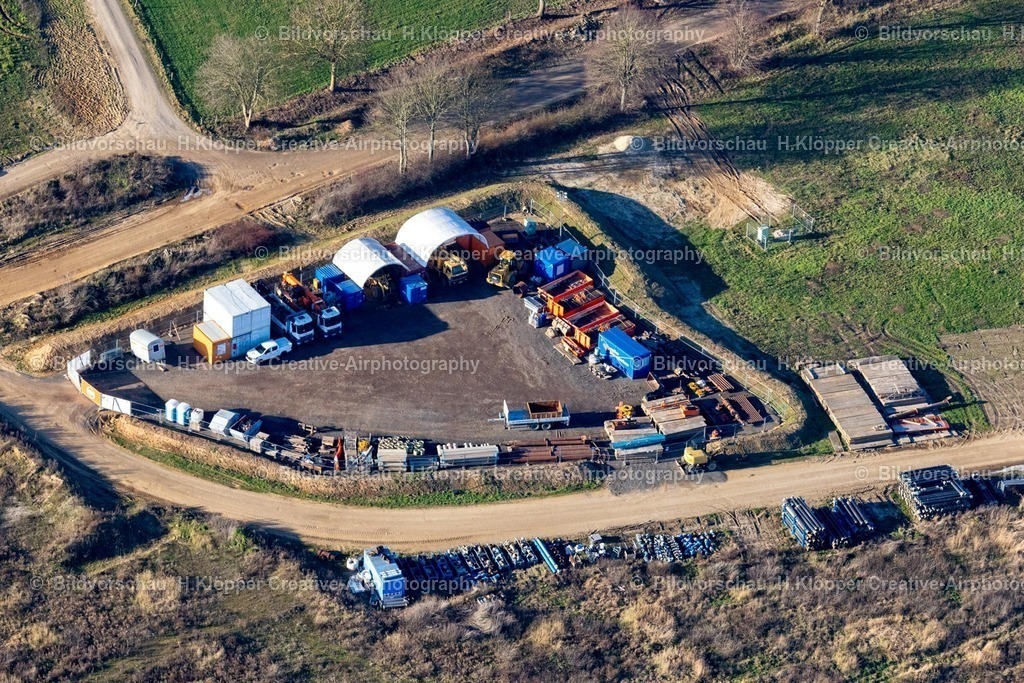 Luftbild Erkelenz-8457 | Luftbildfotografie Baustelle mit Erschließungs - und Erdaufschüttungs- Arbeiten an der Straße L354 in Erkelenz im Bundesland Nordrhein-Westfalen, Deutschland - Realisiert mit Pictrs.com