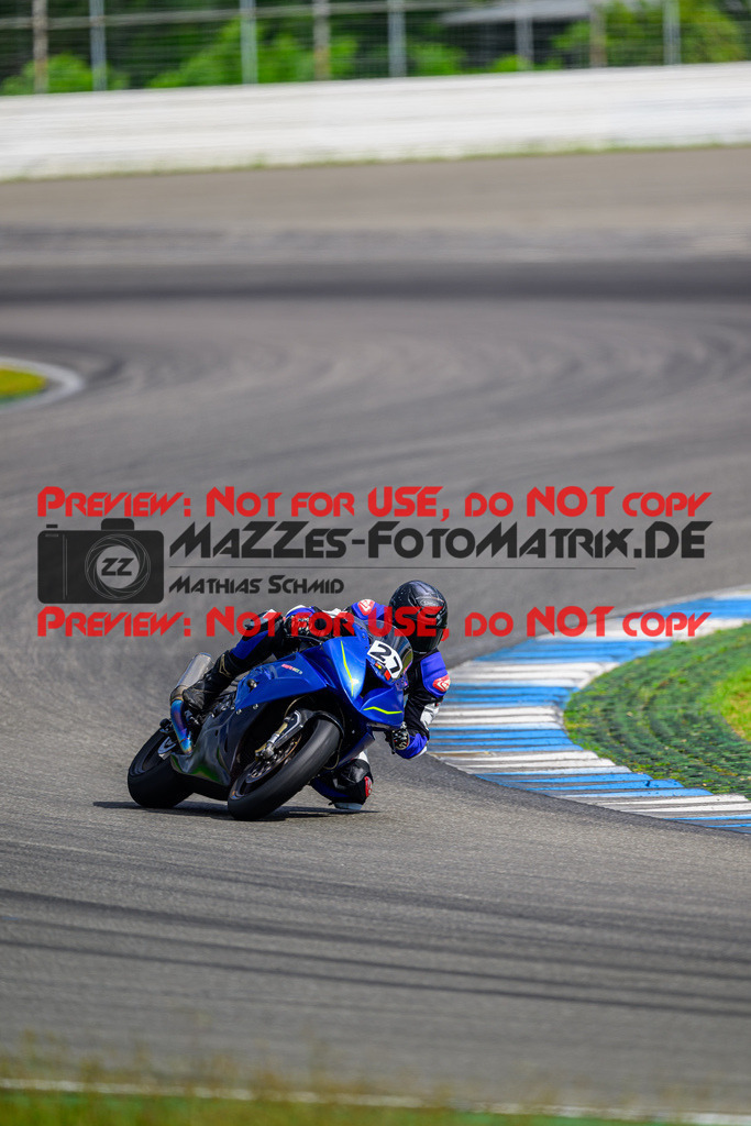 MaZZes_FotoMatrix_240615_6007705_7536 | ROT