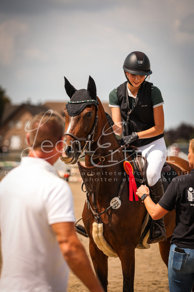 23.SaSpL00169 | Leoni Ertmer Photography - Realisiert mit Pictrs.com